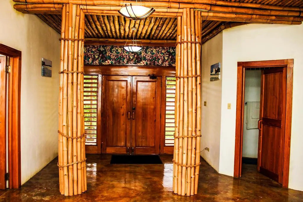 Holiday home Sunshine Lodge: Your Home Away From Home Montego Bay
