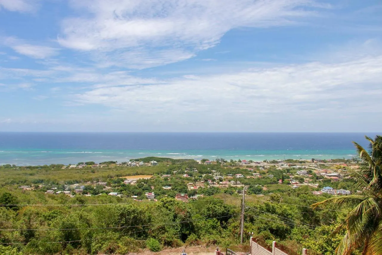 Holiday home Sunshine Lodge: Your Home Away From Home Montego Bay